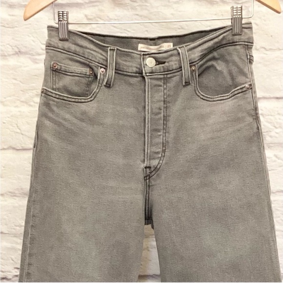 Levi’s W28 (US 8) Ribcage Straight Ankle Women’s Jeans Light Gray Stretch - Picture 5 of 9